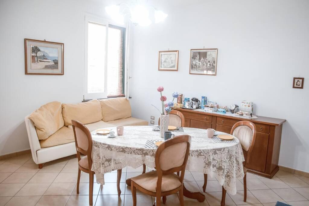 Annabella'S Country House Historic Apartment SantʼAntonio Abate Buitenkant foto